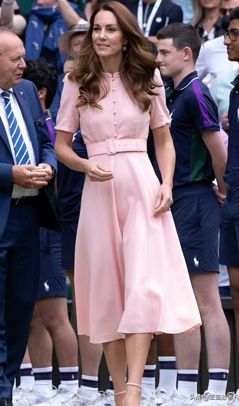 凯特王妃最贵衣服图片