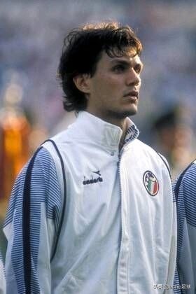 意大利队34年世界杯队徽（意大利国家队球衣的变迁史）-华海博客