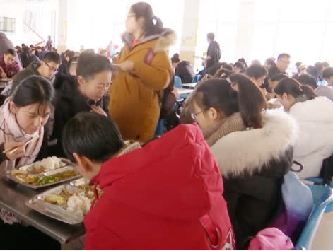 49个“网恋”窝点被捣毁，279名嫌疑人中有没有你的“女网友”？「三分钟法治新闻全知道」