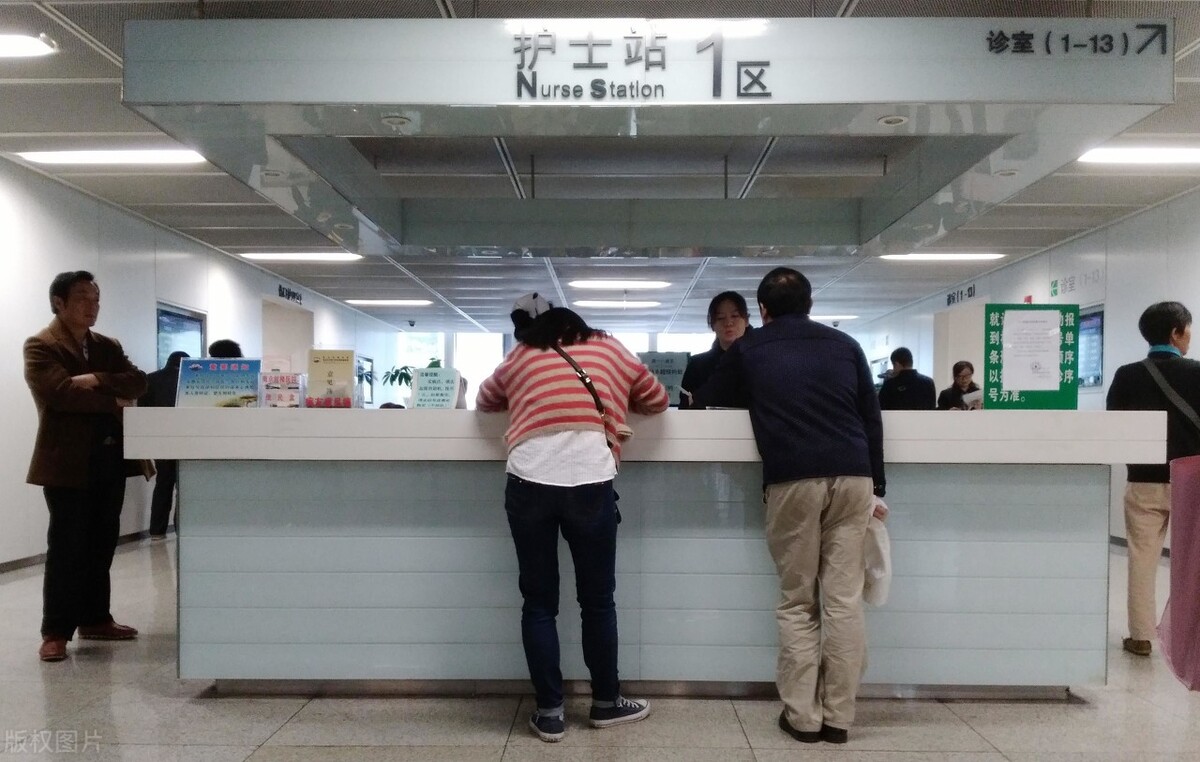 号称中国最大医院，年35万台手术700万门诊量120亿收入，地处河南