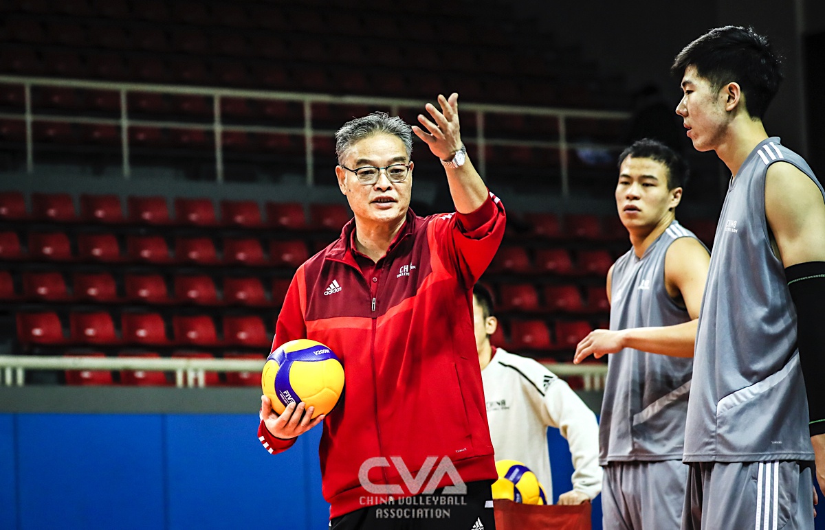 cba大球和小球哪个多（哪里有什么“3大球”？其实我们一直只有“2.5大球”）