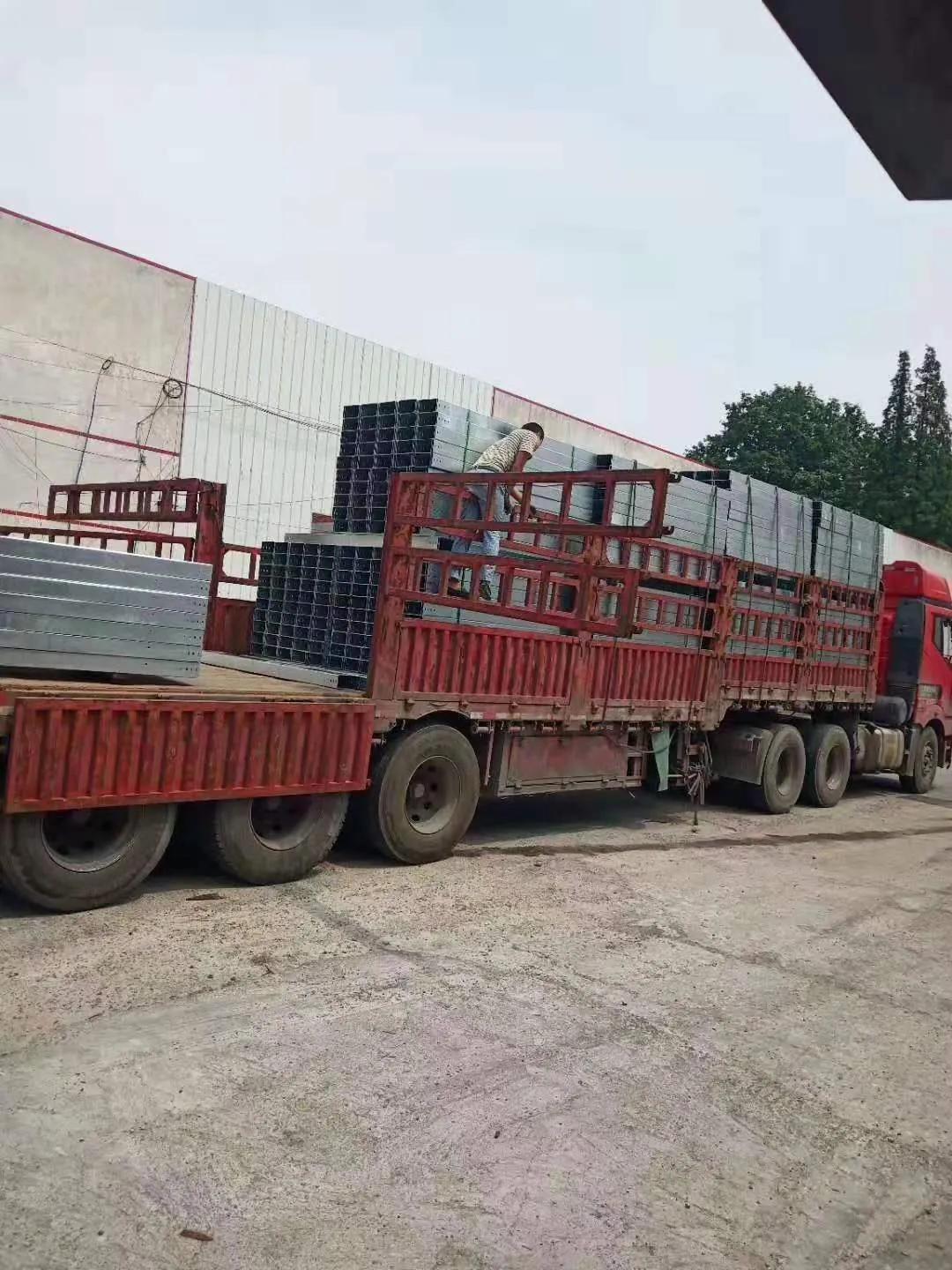 江苏南开铝业主营：铝合金桥架，铝合金线槽，铝合金走线架