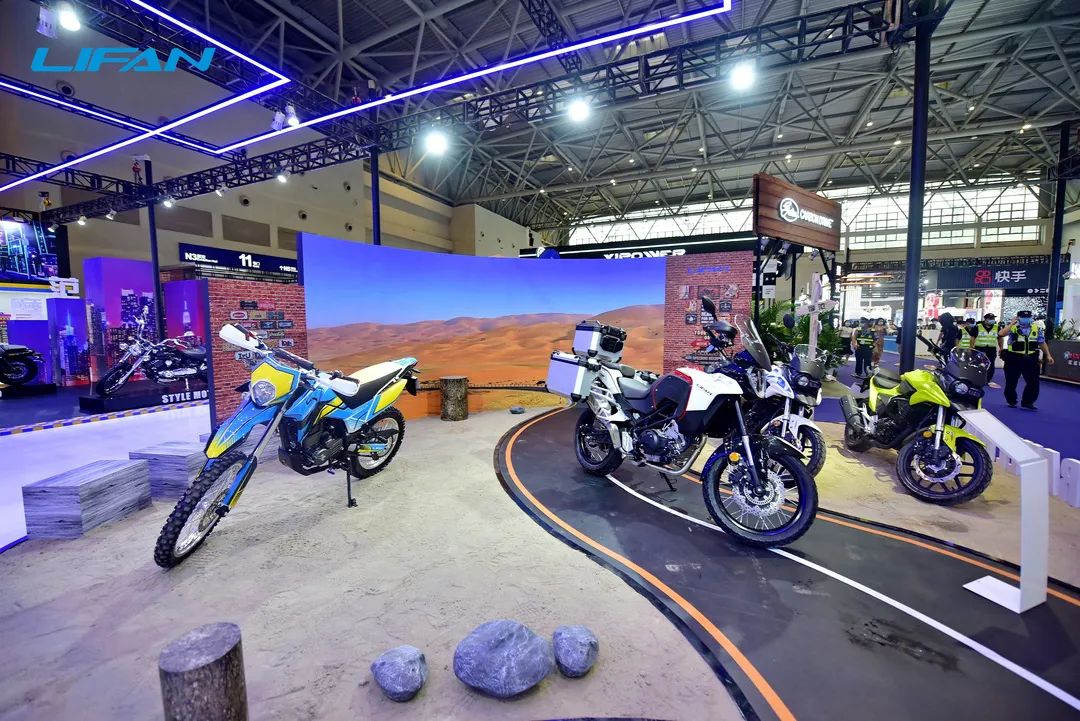 掉队的力帆回来了吗？多款新车型亮相，400cc拉力ADV很有个性