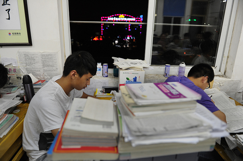 华东地区害人不浅的7所大学，人民日报已曝光，毕业证如同废纸