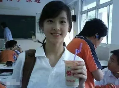 “万万没想到”过去快十年，他们都“扬名立万”了吗？