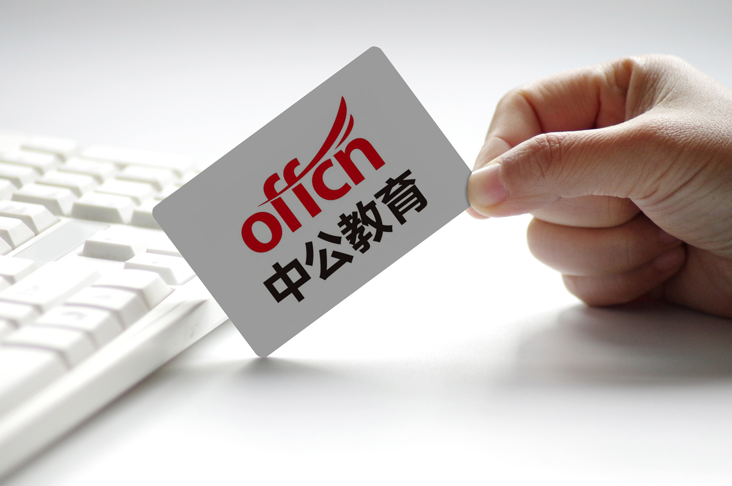 他靠母亲3万元起家,今身家600亿超俞敏洪,母亲成中国第七大女富豪