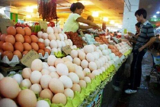 吃米粉还敢加卤蛋吗？桂林鸡蛋价格一个月飙涨了60％
