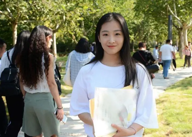 毕业后“留校任职”好处多，大学生若想留校任职，需满足4个条件