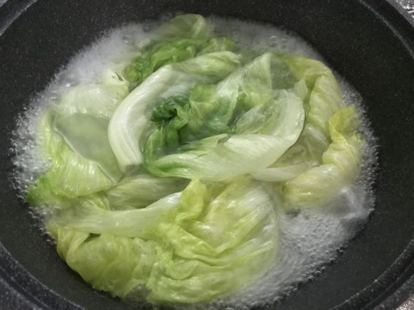 十天吃水煮菜瘦30斤，水煮青菜减肥做法详解？
