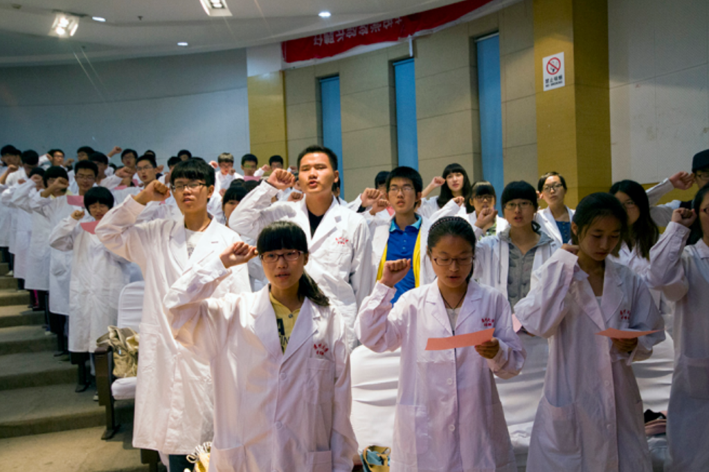 临床医学专业，“五年制”和“八年制”该如何选择，想学医要了解