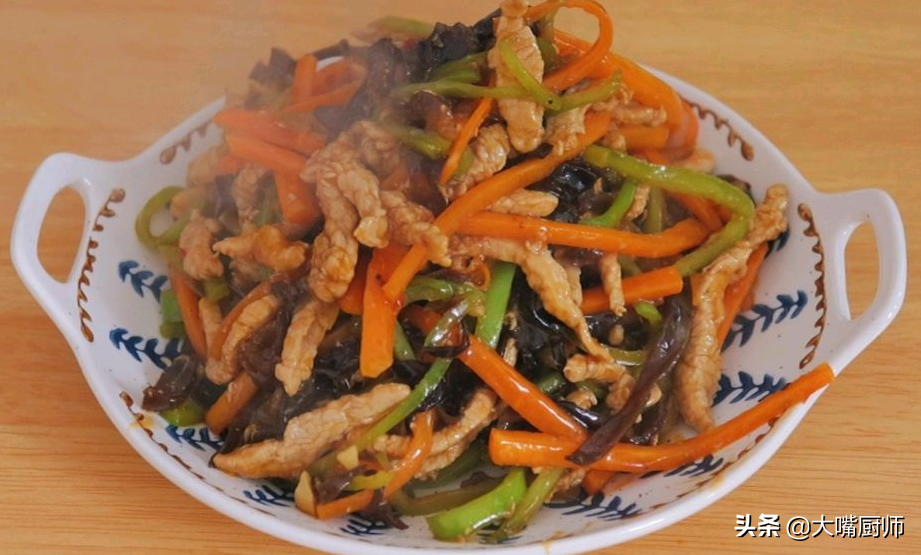 炒瘦肉别用淀粉腌制，换成这2样，猪肉滑嫩香软又可口，还不粘锅