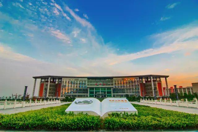 重庆政法大学是几本（听说）