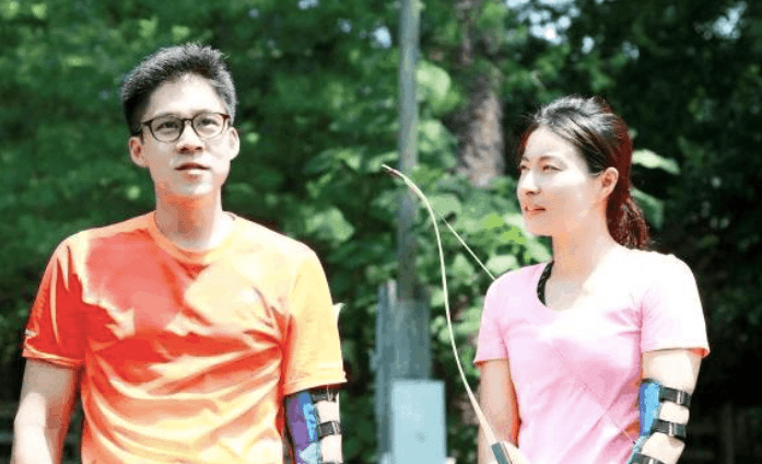 郭晶晶拿了几个奥运会冠军（退役多年再现奥运会，给裁判打分，郭晶晶为何依旧是顶流？）