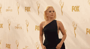 Lady gaga自曝遭性虐怀孕，但不愿透露人渣姓名，网友：炒作？