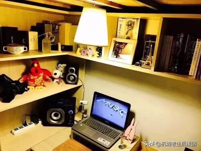 浙江高校宿舍条件大揭秘！住得比家里还好？