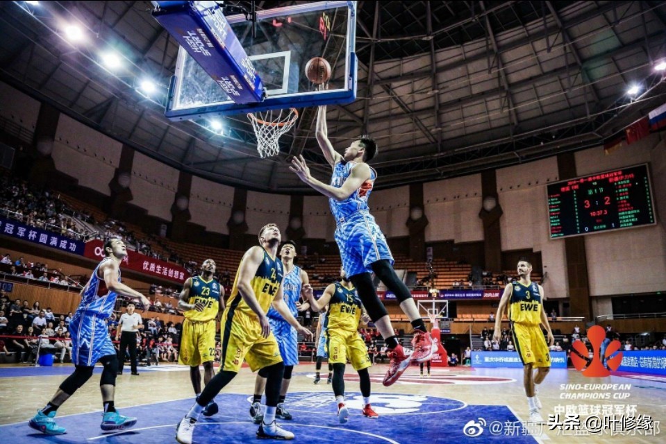 齐麟为什么不打cba（一年前执意从清华退学的齐麟，如今登上了CBA舞台，他准备好了吗）