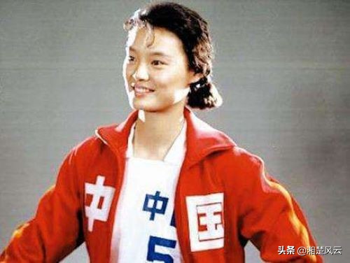 1983女排世界杯(84年奥运会中国女排夺金成员现状，多人定居国外，一人曾当保安)