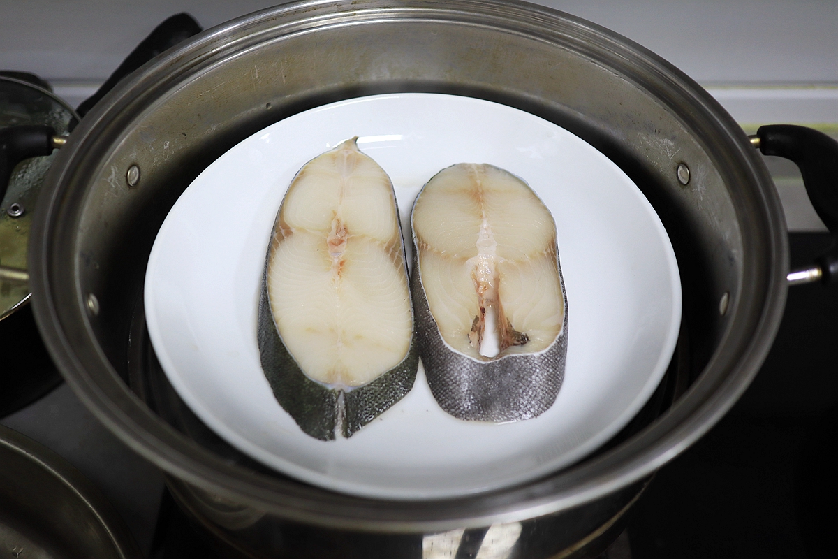 家有儿童和脑力工作者，常吃这鱼比猪肉鸡肉强，蒸5分钟香嫩出锅