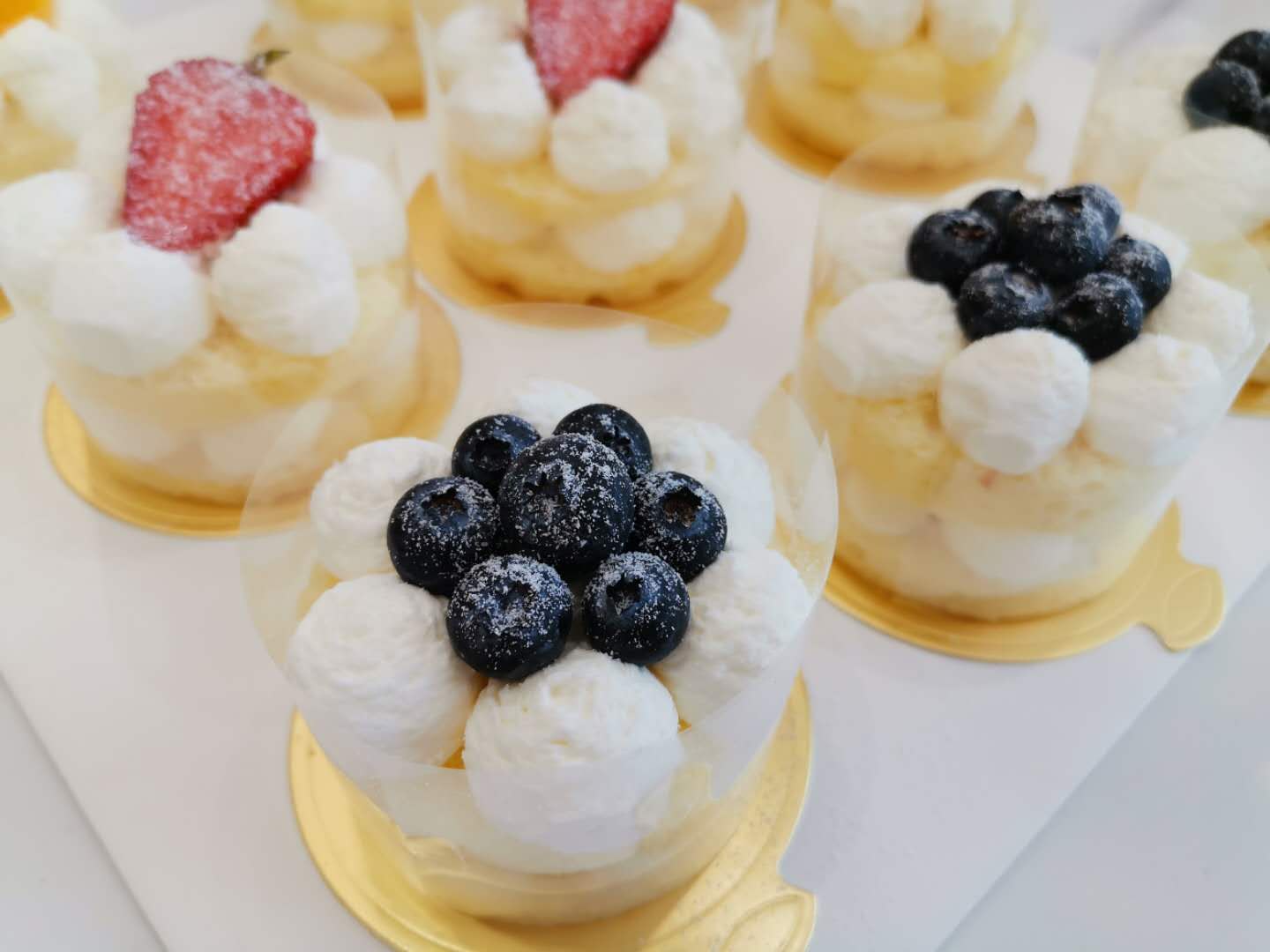 碳水星人欲罢不能！深圳这6家宝藏面包店，每款都很绝