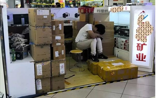 月入千万，“疯狂”的比特币矿工要起飞？