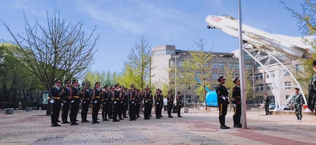 火了！参军入伍、成功考研！这些“高颜值”学霸，都来自东北同一所名校！