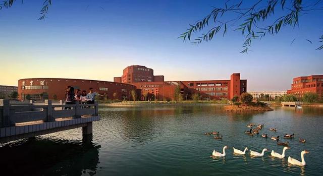 2021江西高校排行榜，江西财经位居第二，南昌大学勇夺榜首