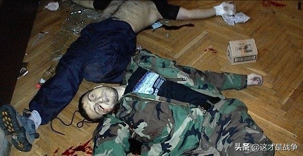 俄罗斯最大的人质劫持事件，普京双手掩面，人生第一次跪在神像前