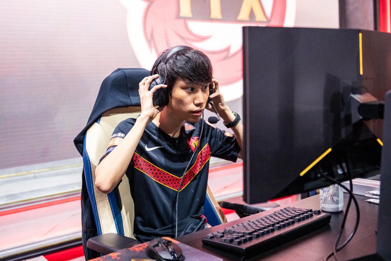 fpx战队成员国籍（FPX.Doinb：无关国籍，我只是一个LPL选手｜致竞者）-华海博客