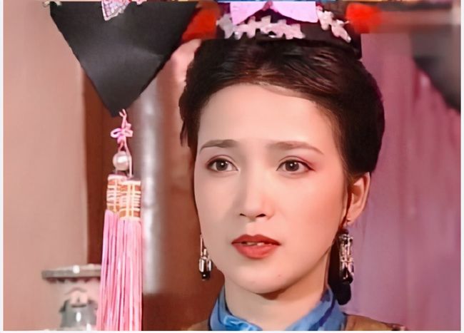 琼瑶剧里的她们,并不算颜值巅峰,《纽约风暴》里的陈红才叫惊艳