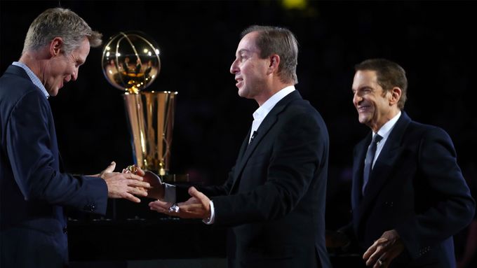 nba球隊分別有哪些職位（科普：NBA老板們是干什么的？30支球隊老板簡介（西部篇））
