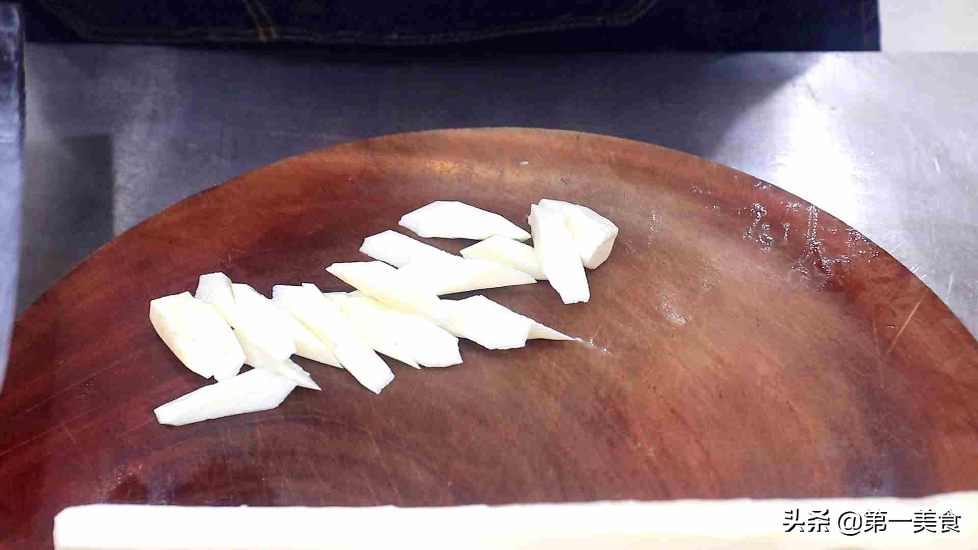 拔絲山藥的做法,拔絲山藥的做法家常做法