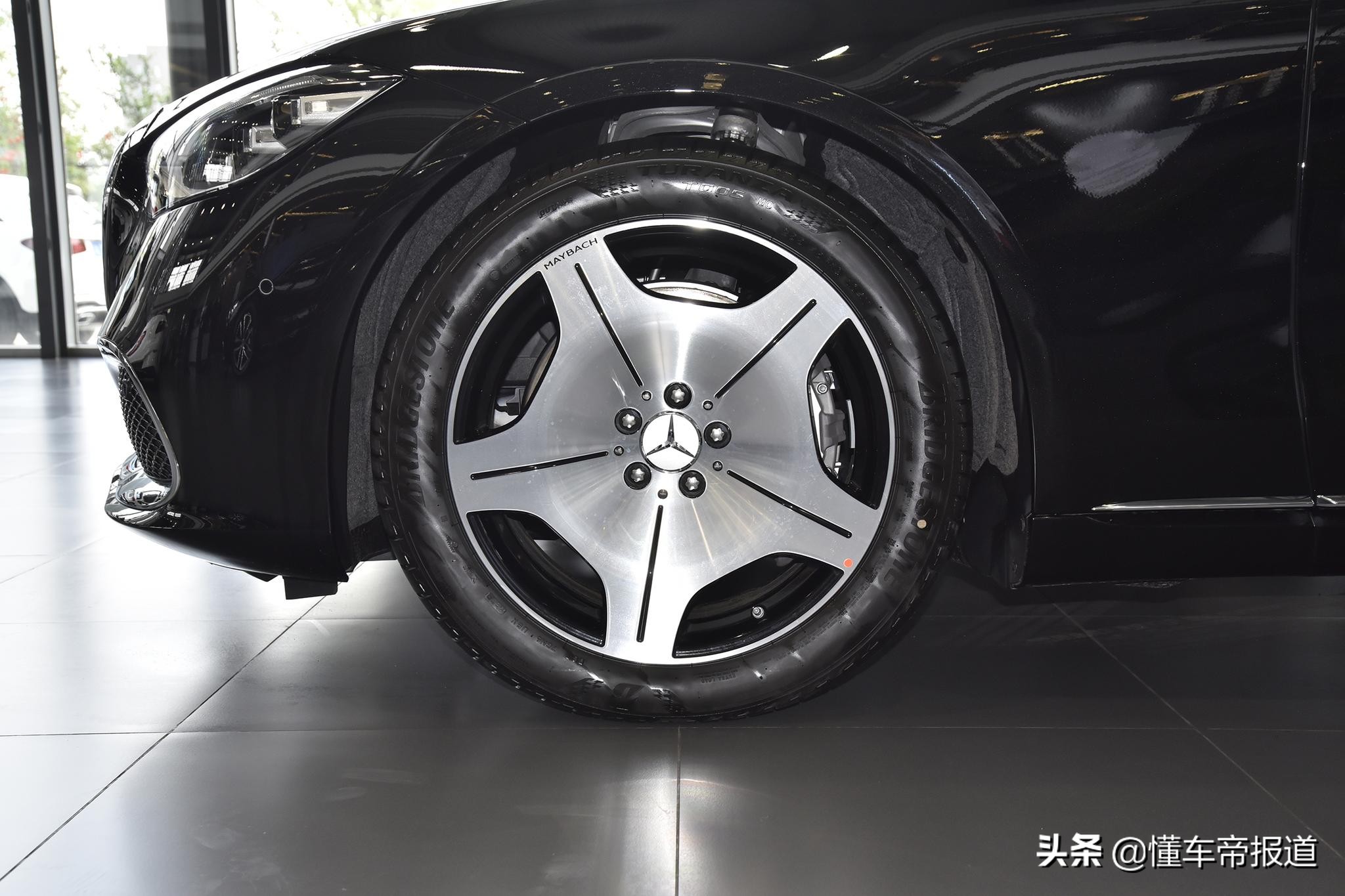 新车｜售价146.8万元 迈巴赫S级正式上市