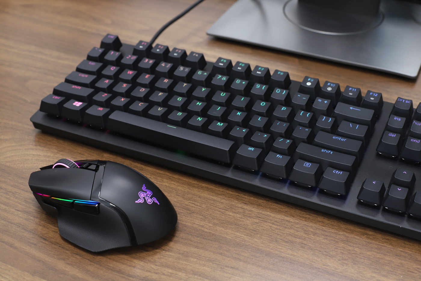 承前启后的旗舰,解读雷蛇巴塞利斯蛇「终极版」