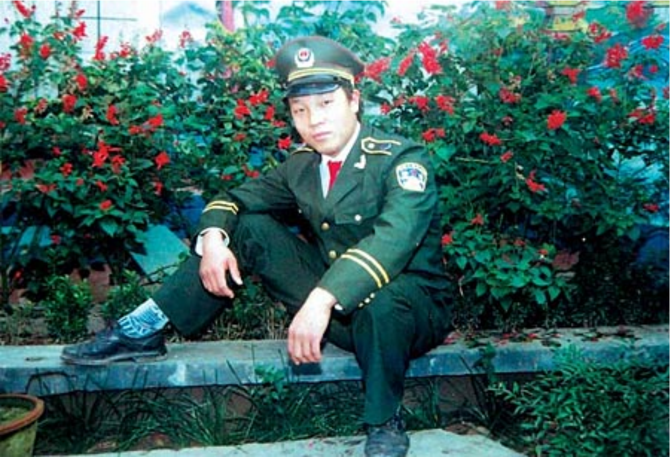 男子因杀妻被判15年，11年后“亡妻”突然回家，已和他人结婚生子