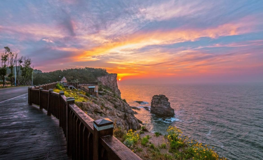 有所大学很优秀，在东北的大学中排名前四，但知名度并不是很高