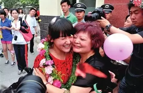 还记得当年参加高考的你么？(值得珍藏！)