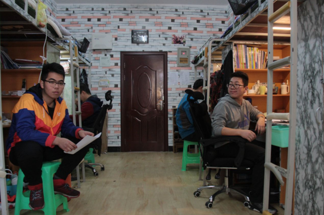 为何会劝告大学生要远离宿舍，过来人说出4点原因，中肯又在理