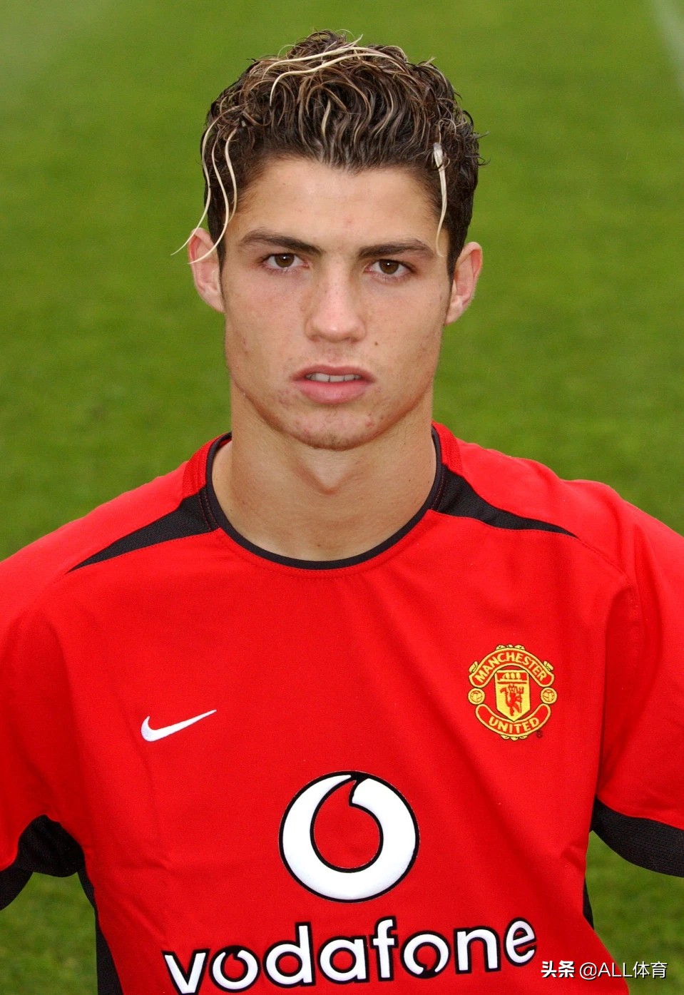 世界杯c罗帅气的发型(从精神小伙到时尚达人!