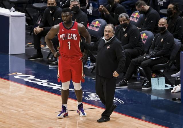 nba鵜鶘隊為什么會解散（流言四起，鵜鶘這是要原地解散？）