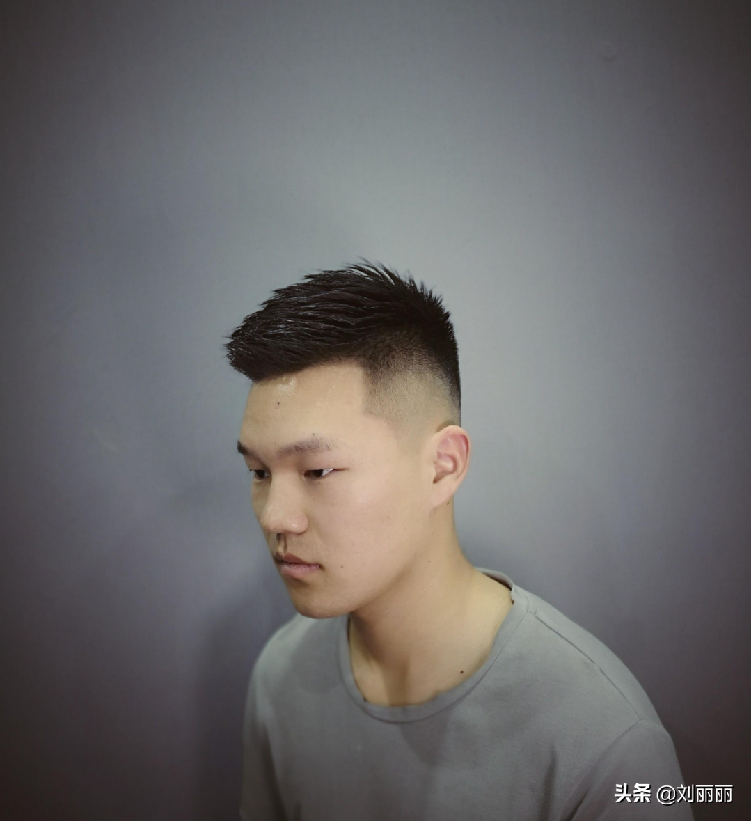 男胖人适合的发型图片男士胖人适合什么发型图片