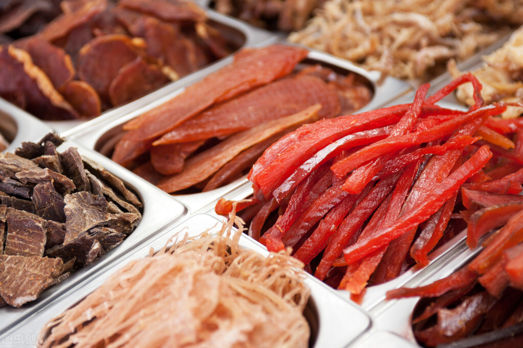 现在开零食店前景怎么样 零食店利润怎么样