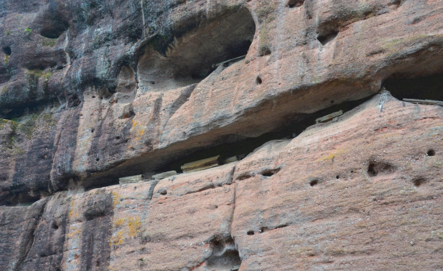 武夷山悬棺,武夷山悬棺图片