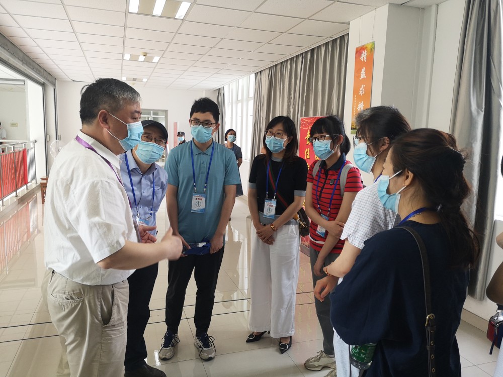 高考评卷多神秘？5道关卡，半封闭10多天，评卷人还需满足6个条件