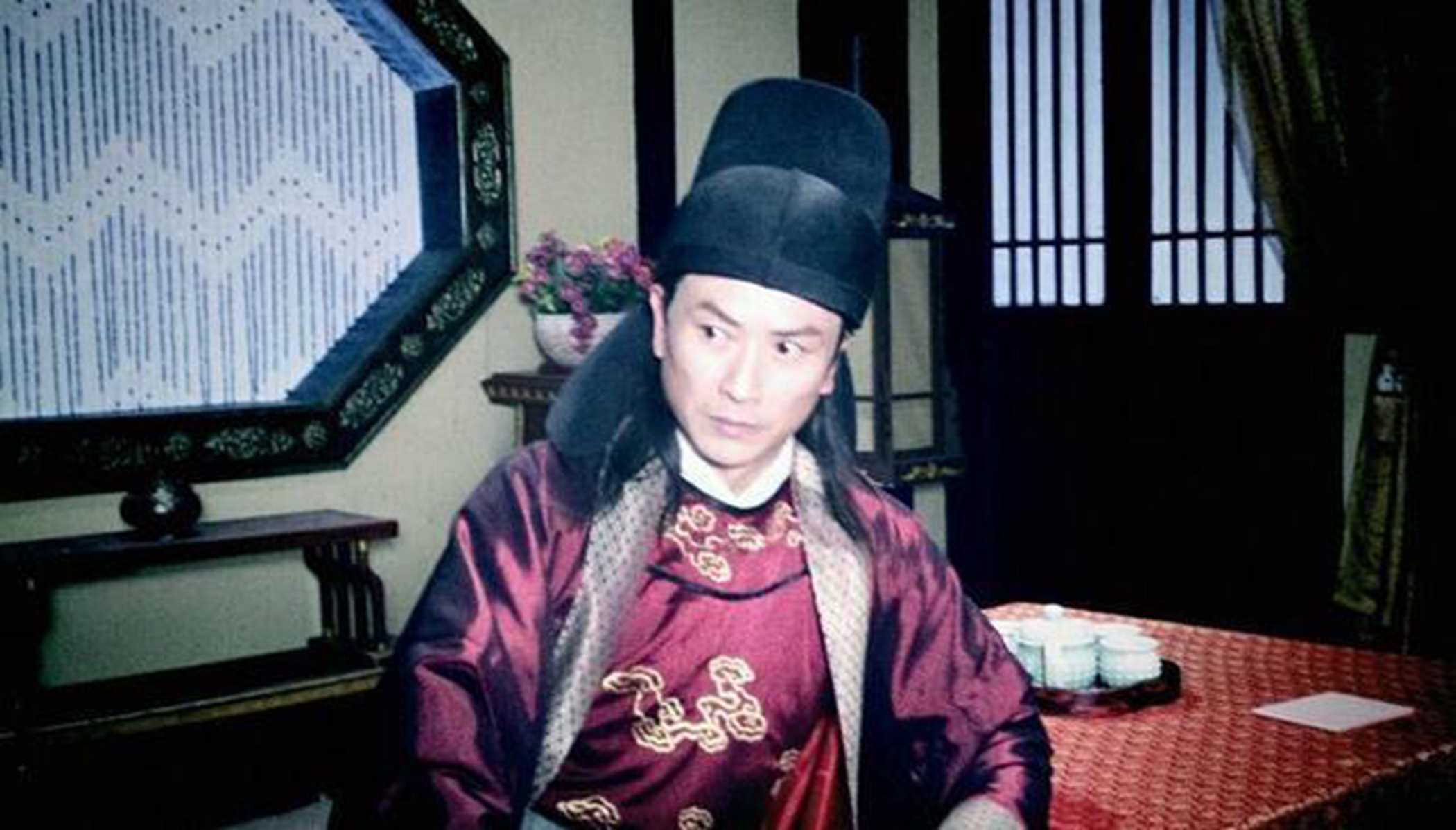 唐朝有一位诗人德行卑劣、恶名远扬，他的一首诗却让人百读不厌
