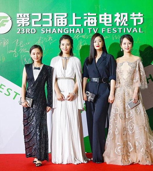 一米五九的王子文，戳破了娱乐圈太多女明星的身高伪装