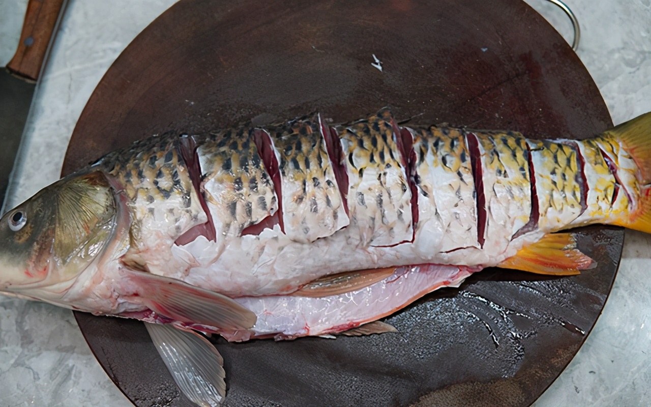 糖醋鯉魚的做法,糖醋鯉魚的做法 家常