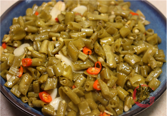 豆角倒入洗米水，立马变成酸豆角，是真是假？试过太下饭了