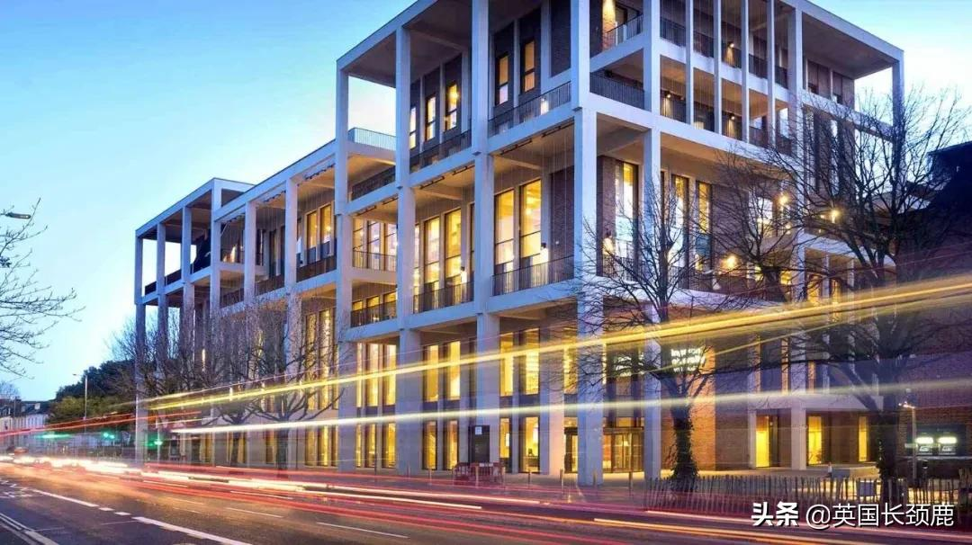 70所英国大学秋季开学安排汇总！多校公布最晚抵校时间