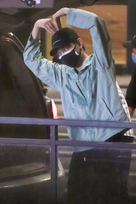 《乘风破浪的姐姐》宿舍曝光，这90%能看到明星，旅游追星不耽误