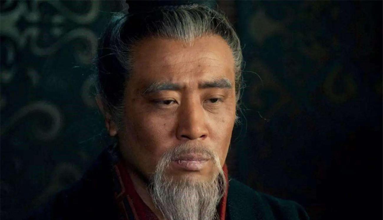 「三国」摔阿斗是假,护佑刘禅继位是真,几人读懂了刘备的父爱?